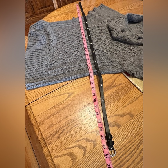 Junior’s Cable-Knit Cowl-Neck Sweater & Blouse Set 🖤 - Picture 11 of 16